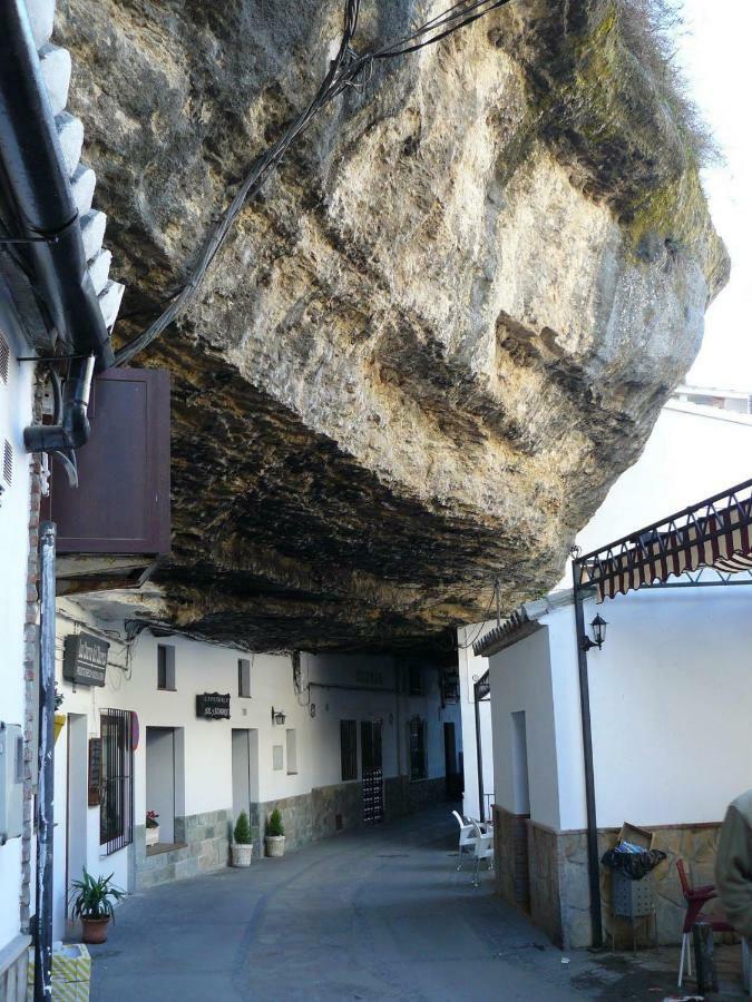 Casa Cueva De La Sombra Villa Setenil De Las Bodegas Exterior photo